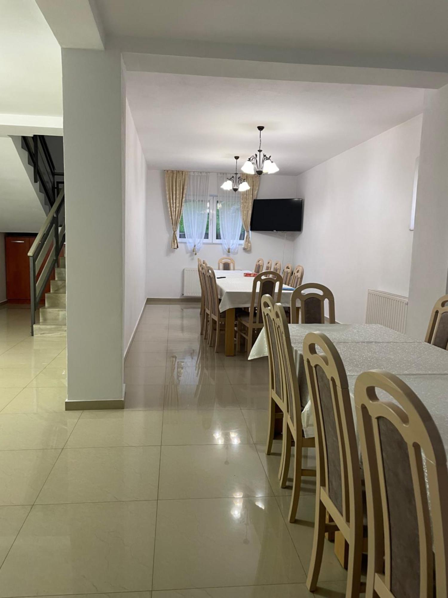 Pensiunea Vatafu Gura Raului Bagian luar foto